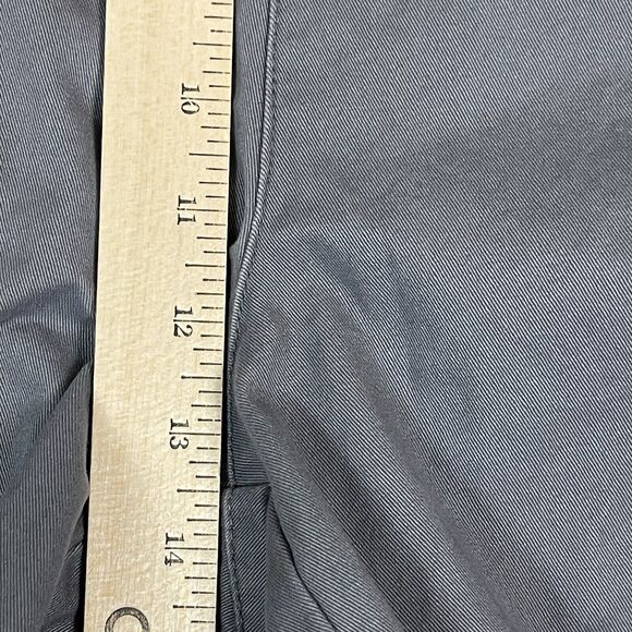 SCOTTeVEST Shorts Mens 46 Gray Eight Pocket Tec Chino Short Relaxed‎ Fit - Picture 6 of 14